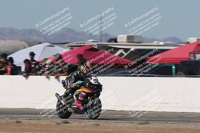 media/Oct-05-2025-CVMA (Sun) [[beeef4f201]]/Race 2-Supersport Middleweight/